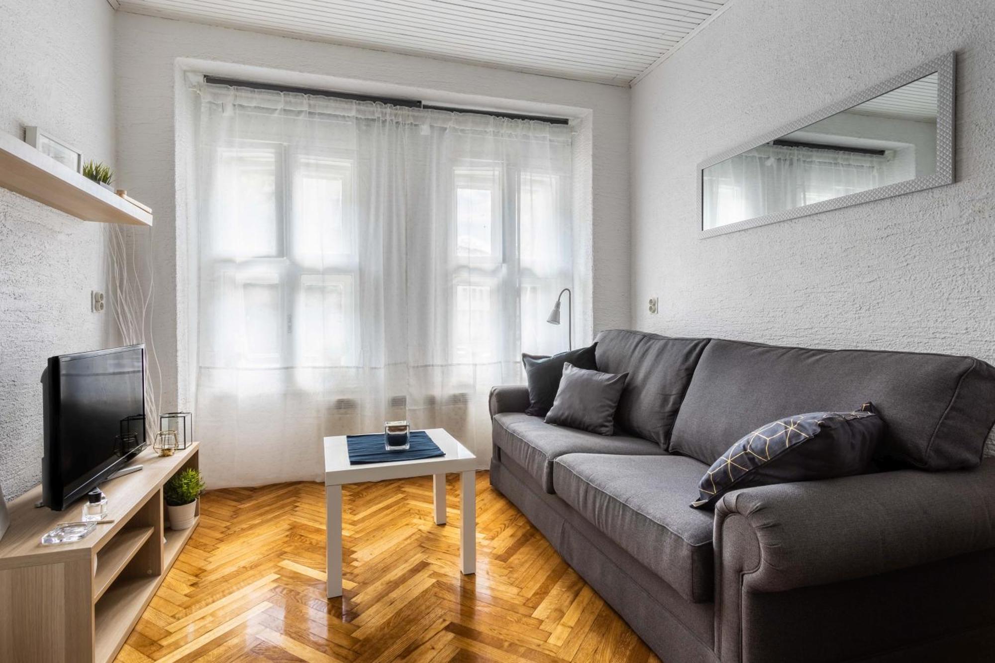 Apartment Petra By Blue Apartments Zágráb Kültér fotó